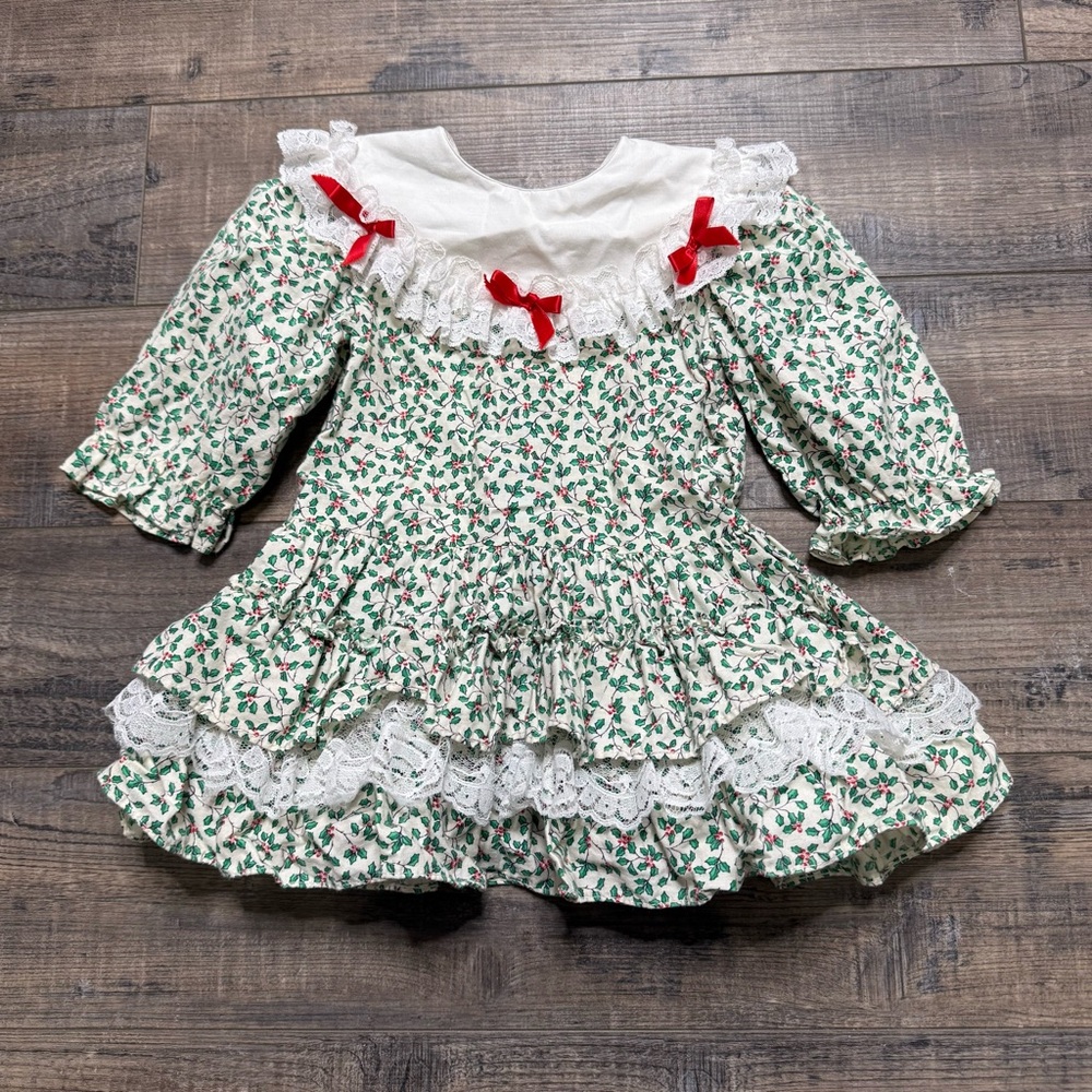 Vintage Jill Lynn Party Floral Dress with Green Red Accents